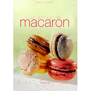 Книга (на франц. ) «Un amour de macaron»; бумага; L=30, B=21, 5см; разноцветный 