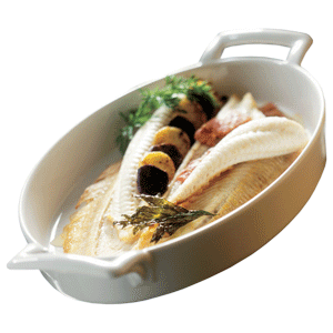 Блюдо овальное  с ручкой  «Бель Кузин»; фарфор; 0, 7л; H=40, L=240, B=155мм; белый